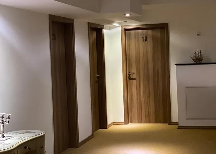 Isabella 3* Frankfurt am Main