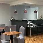 Isabella Hotel 3*